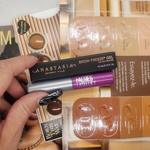 Abh brow freeze travel size